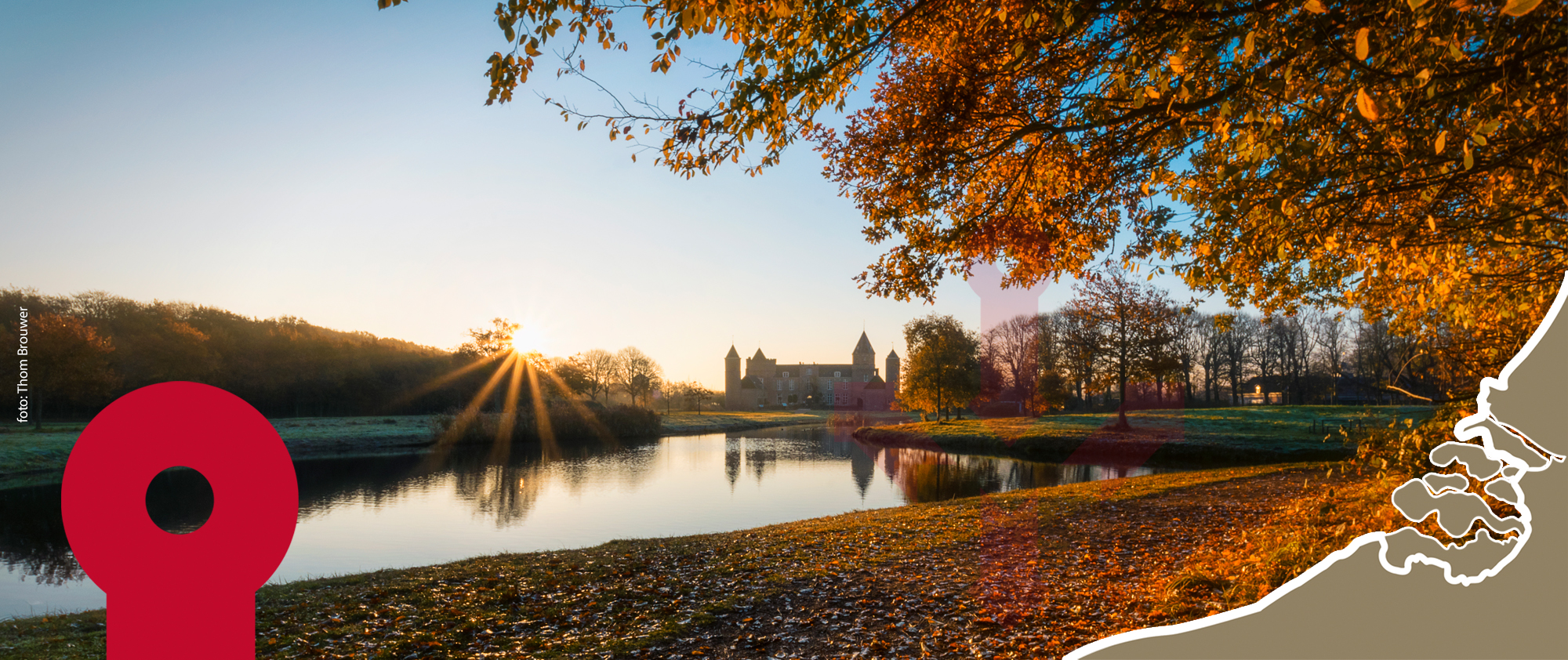Banner van Zeeuwse Ankers met op de achtergrond Kasteel Westhove op een herfstdag.